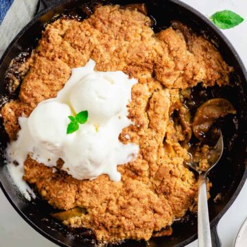 apple cobbler with vanilla ice cream.