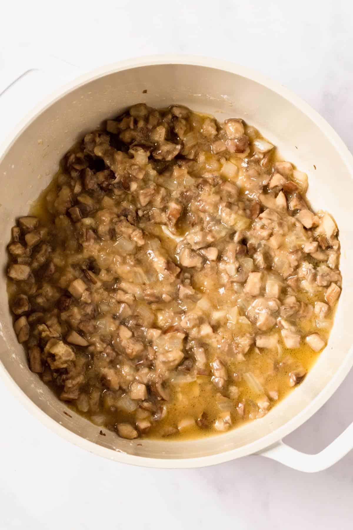 cornstarch added to mushrooms andonion mixture