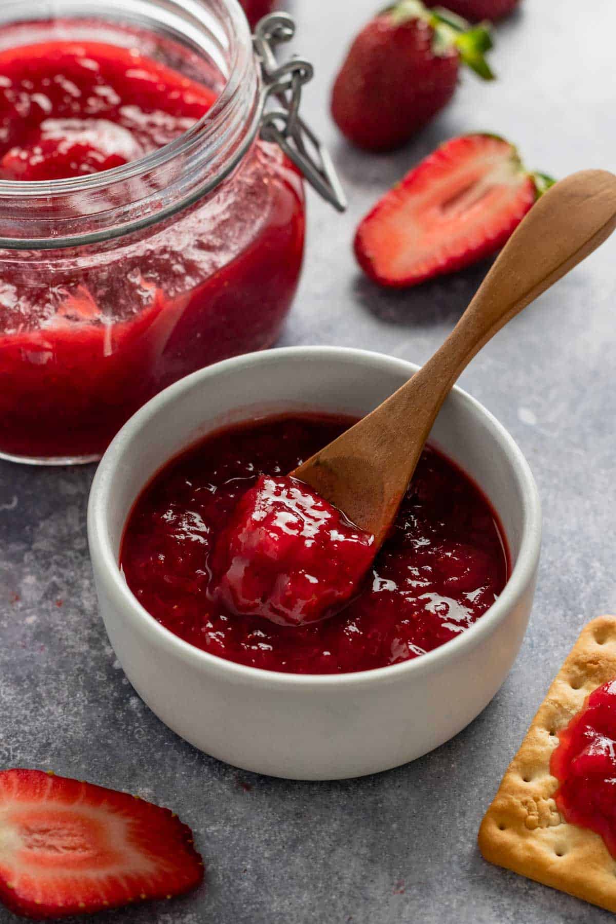 rhubarb jam in a serving bowl.