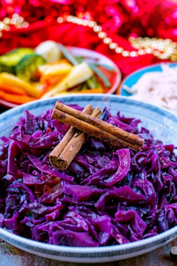slow-cooker-red-cabbage-Hungy-Healthy-Happy