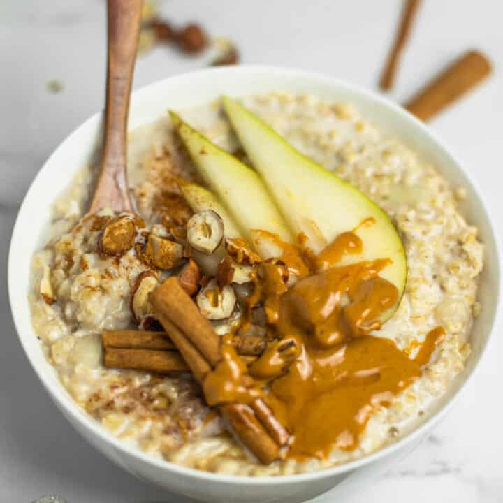 Spiced Pear Porridge Vegan