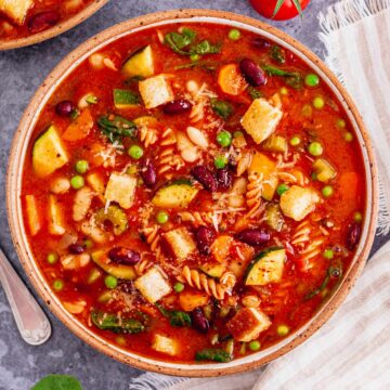 vegetarian minestrone soup in a bowl